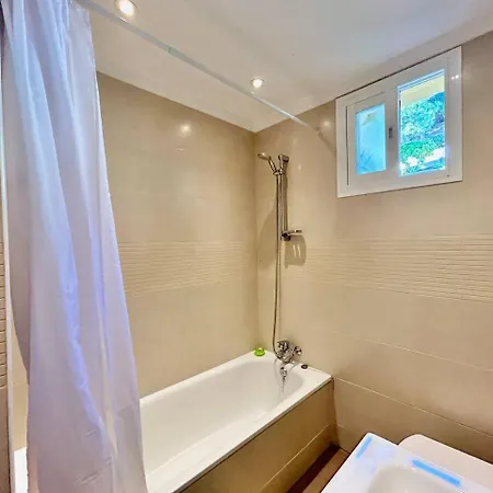 Vistas Al Mar Con Jacuzzi En Calahonda Parking Apartment Sitio de Calahonda